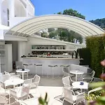 Pazziella Garden & Suites